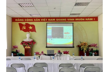 Cho thuê máy chiếu màn chiếu loa mic tại Hà Nội giá rẻ